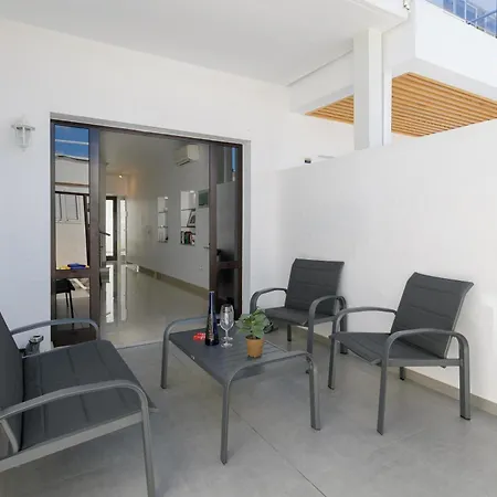 Timple Lägenhet Puerto del Carmen (Lanzarote)